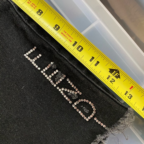 FENDI CUT OFF SHORTS W. CRYSTALS - Picture 8 of 8